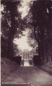 Shipton Court from the Avenue